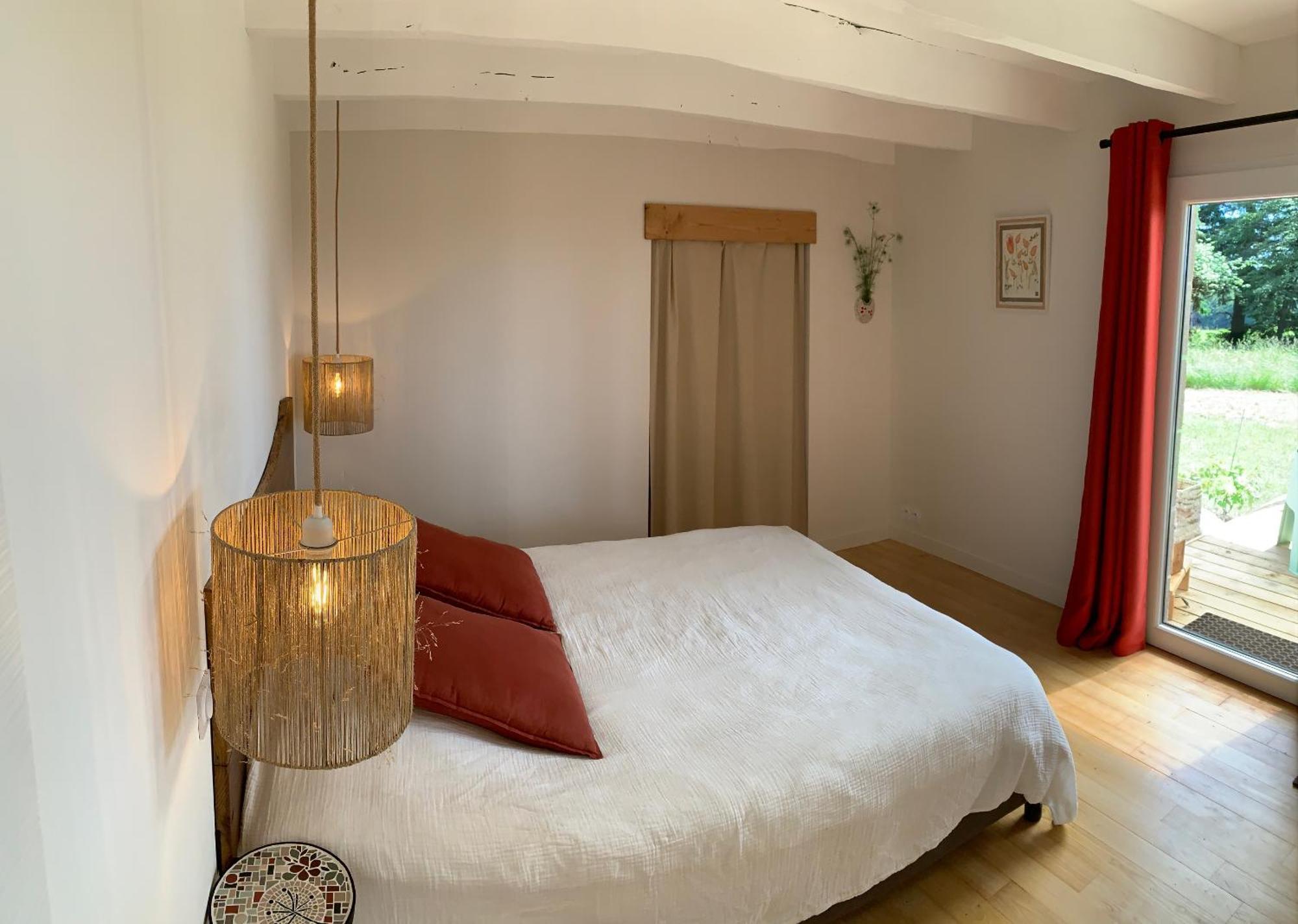 Aux Logis De Fonfroide Chez Mylene & David Bed & Breakfast Marcoles Exterior photo