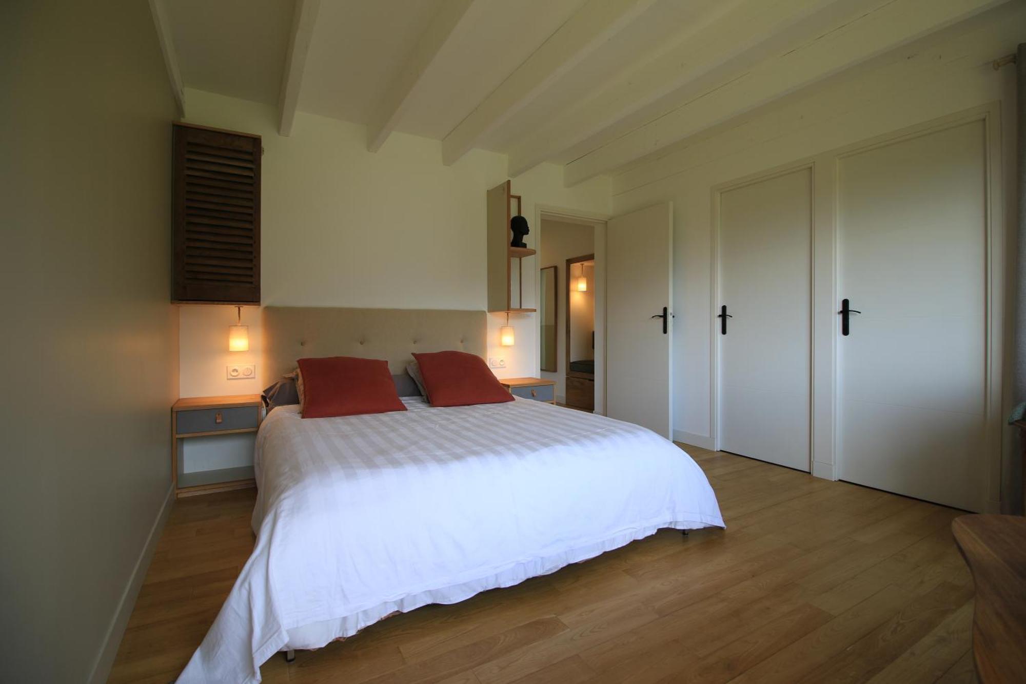 Aux Logis De Fonfroide Chez Mylene & David Bed & Breakfast Marcoles Exterior photo